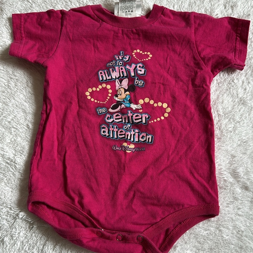 Vintage Disney world  girls pink Minnie Mouse Shirt